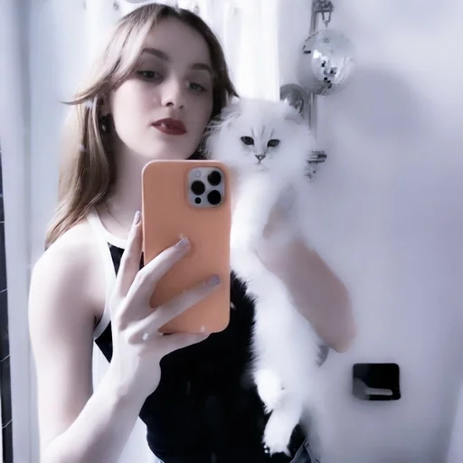 𝘮𝘢𝘶𝘥𝘦 𝘢𝘱𝘢𝘵𝘰𝘸 ::