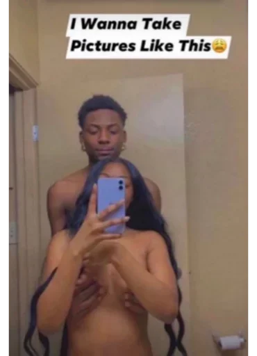 Стикер 🥰 из набора Join 4 More Party