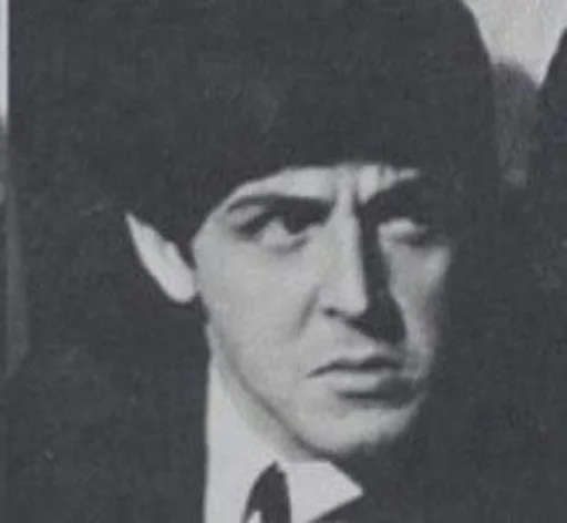 Стикер ➖ из набора The Beatles