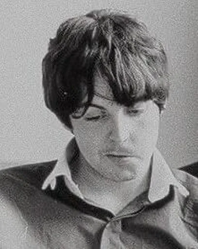 Стикер ➖ из набора The Beatles