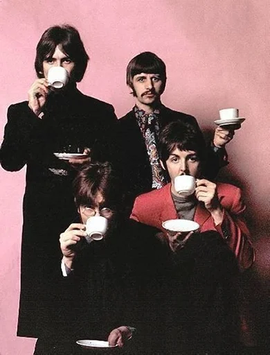Стикер ➖ из набора The Beatles
