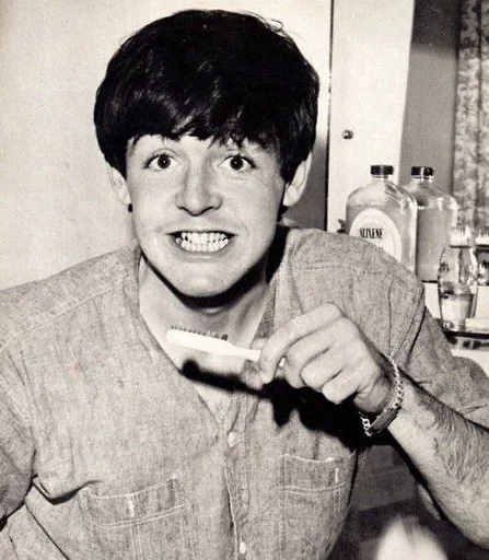 Стикер 🪥 из набора The Beatles ::