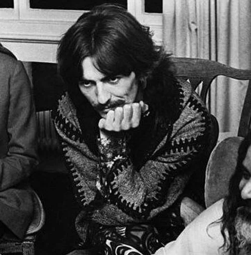 Стикер 😡 из набора The Beatles ::
