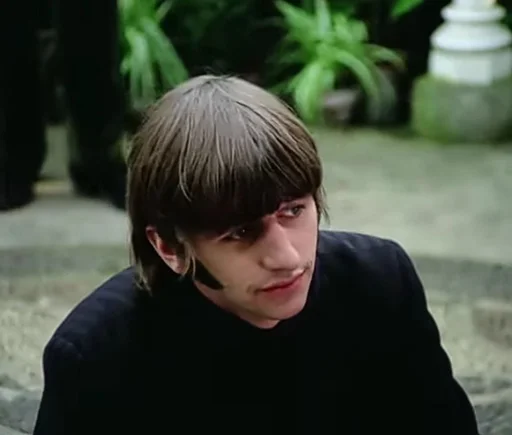 Стикер 🥹 из набора The Beatles ::