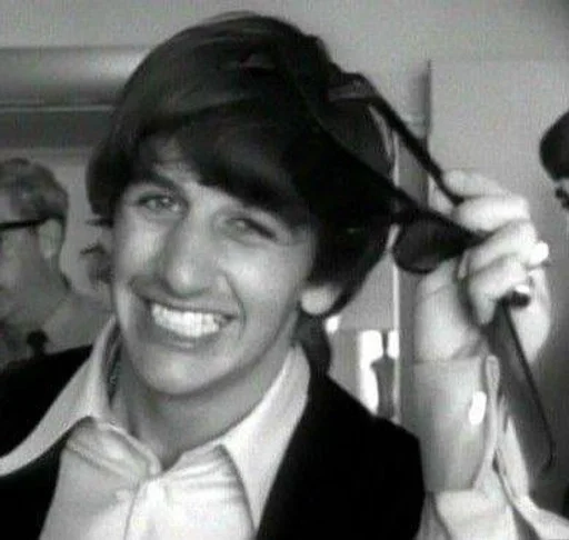 Стикер 😎 из набора The Beatles ::