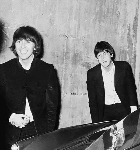 Стикер 😆 из набора The Beatles ::