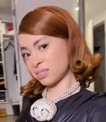 Стикер 😍 из набора Больше стиков тут: