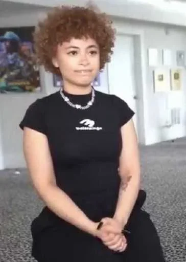 Стикер 😏 из набора Больше стиков тут: